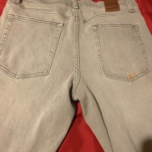 Good fellow mens grey skinny jeans fairly used (minor defects) 30x32